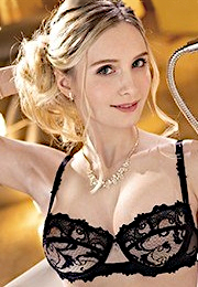 リリー・ハート(Lily-Hart)